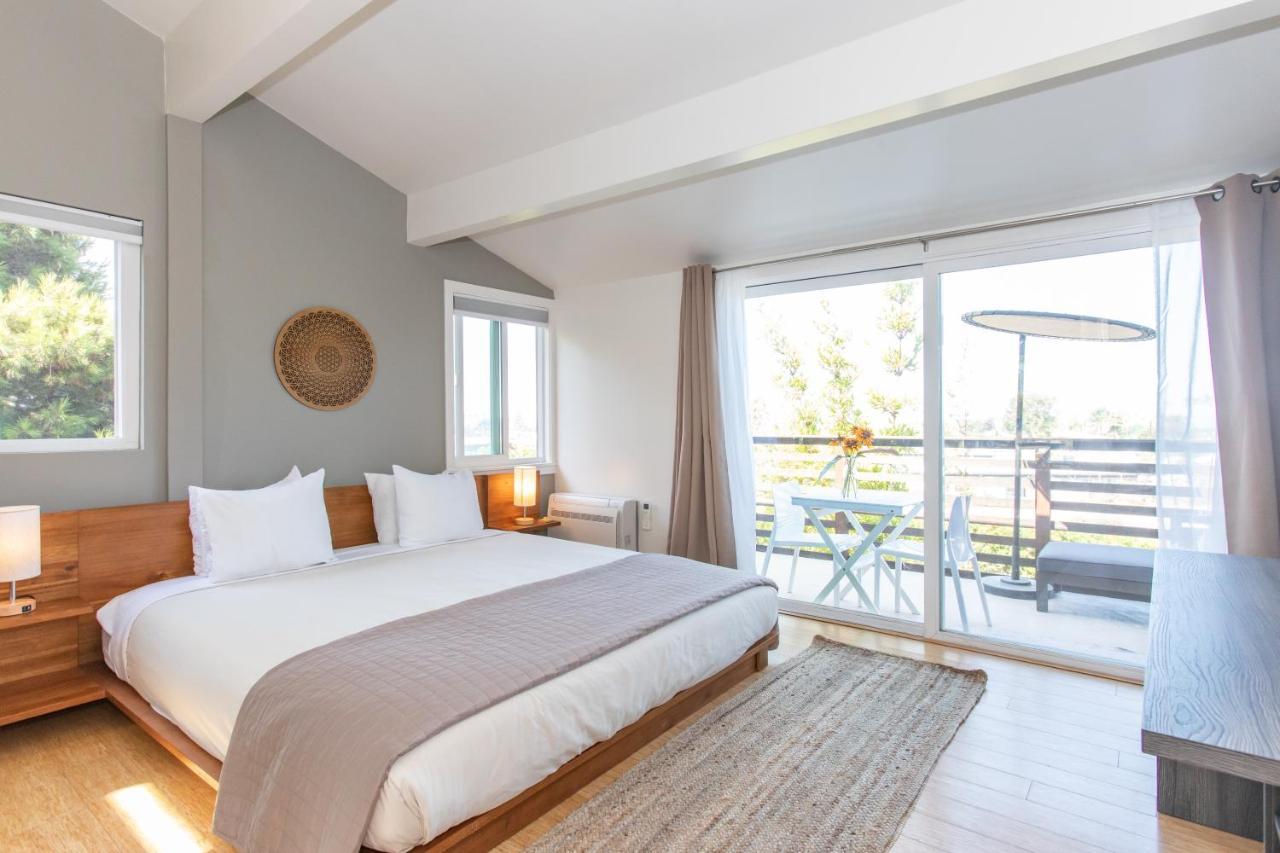 אנסיניטס Inn At Moonlight Beach מראה חיצוני תמונה